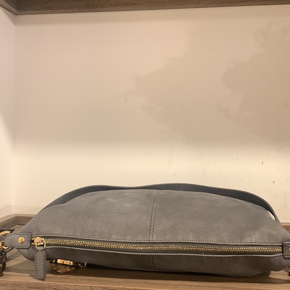 🔥 RARE Fendi Leather Crossbody 🔥 - Picture 10 of 17